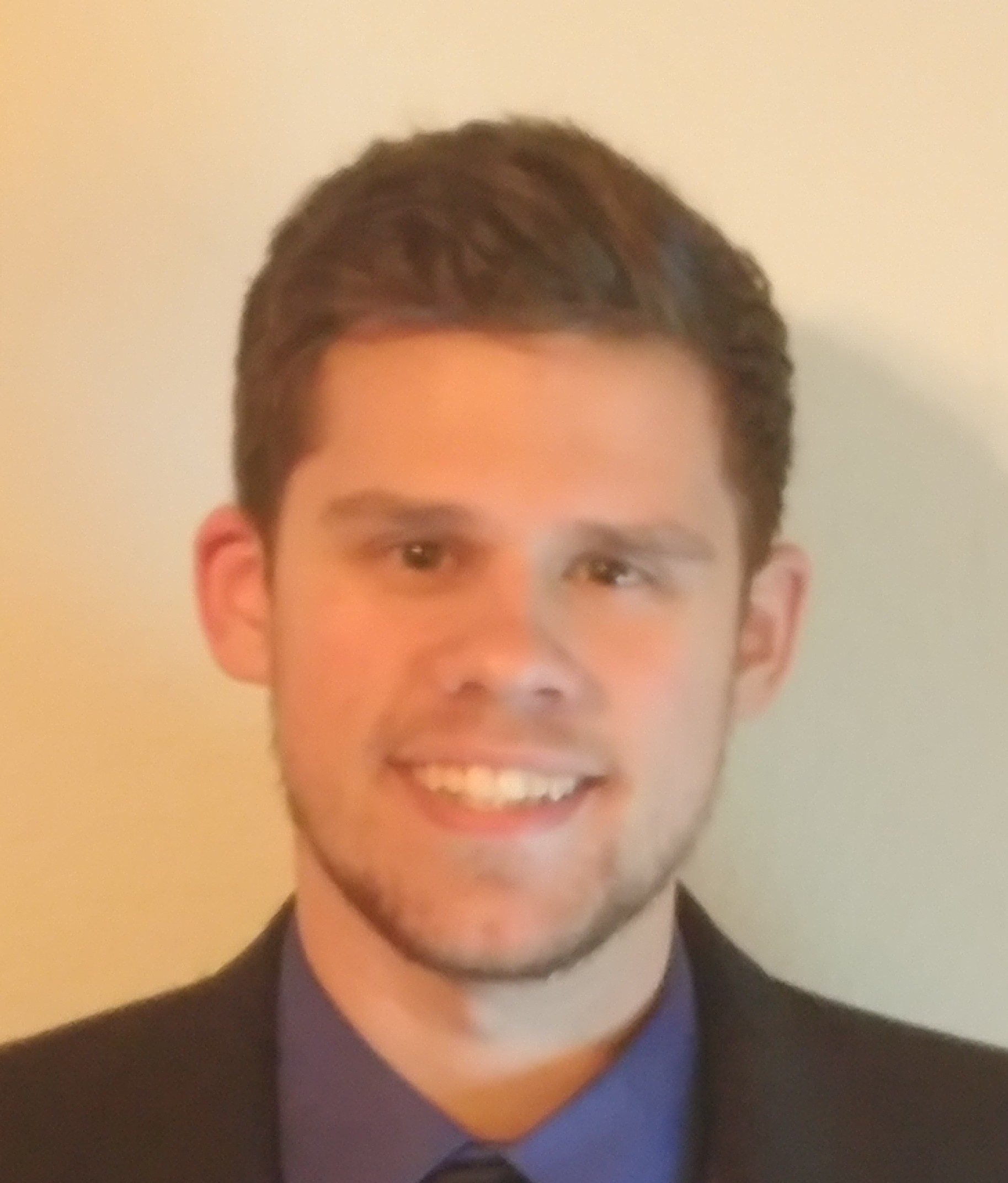 alex headshot crop